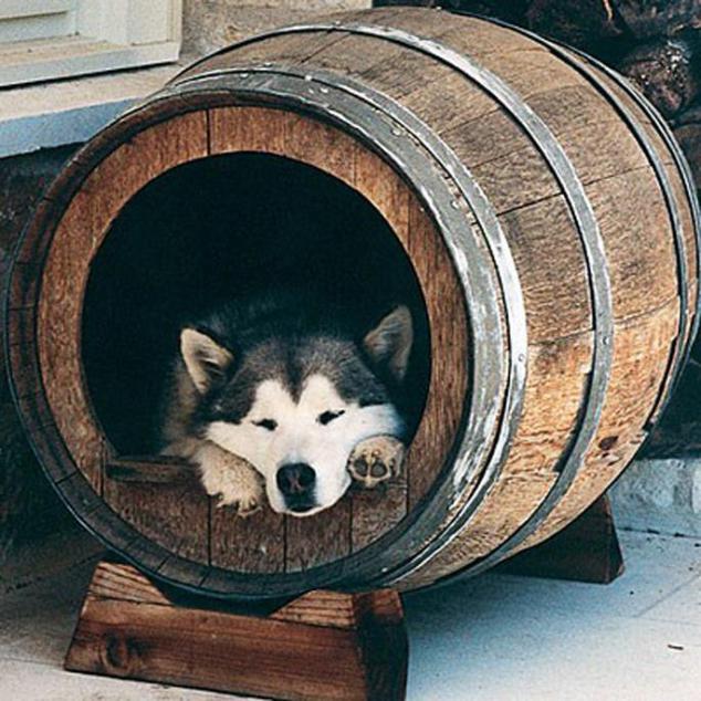 barril vino mueble